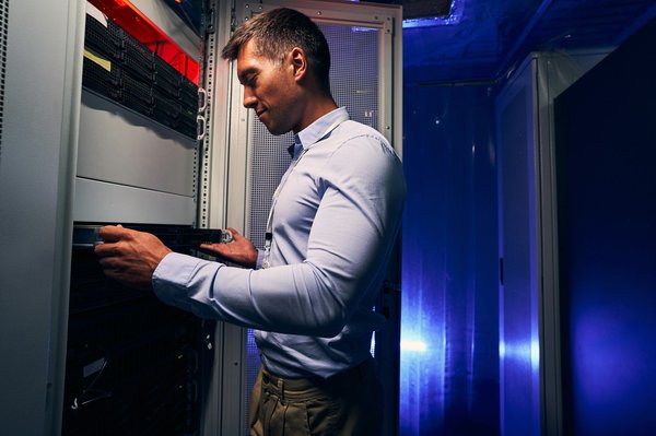 Matériel remis à neuf : une solution avantageuse pour vos équipements